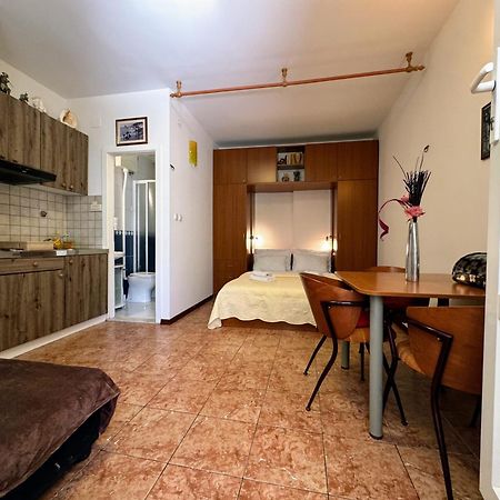 Grgur Studio Apartments Split Zewnętrze zdjęcie