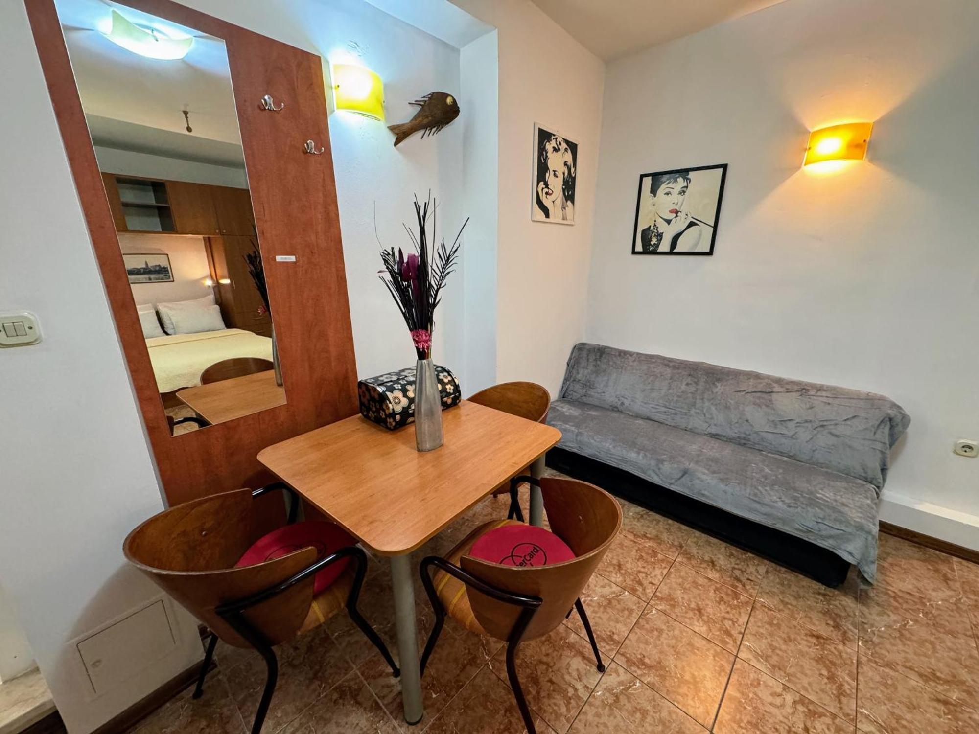 Grgur Studio Apartments Split Zewnętrze zdjęcie